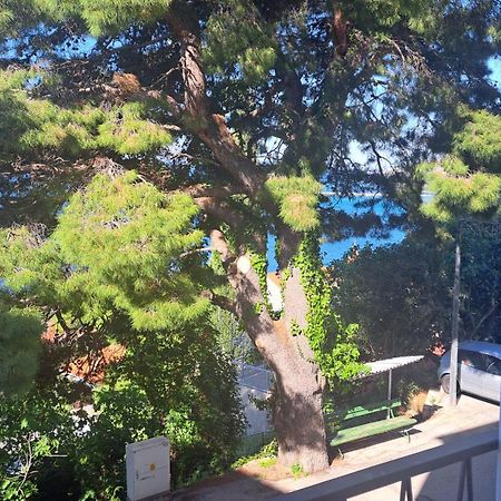 Apartment Sodan 72 Omiš Exterior foto